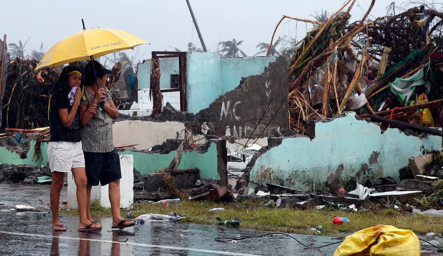 Philippines: pregnant women at risk in the aftermath of typhoon Rai